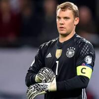 manuel-neuer-catat-400-penampilan-di-bundesliga