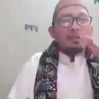 cuitan-denny-siregar-agama-islam-di-wajah-fpi-isinya-kalau-gak-bunuh-ya-penggal