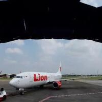 banyak-penumpang--bandel--lion-air-setop-sementara-penerbangan