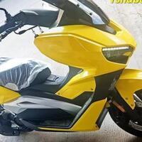 ada-yang-bisa-jelasin-ini-motor-apa-skutik-maxi-anyar-tampang-ducati-v4