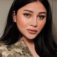 agamanya-dipertanyakan-netizen-janda-glenn-fredly-mau-nanggung-dosa-saya