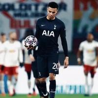tottenham-pincang-lawan-man-united-dele-alli-kena-sanksi-oleh-fa