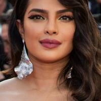 wow-perubahan-bentuk-badan-seleb-india-fat-to-fab