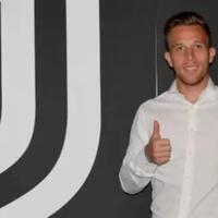 arthur-melo-langsung-lewati-rekor-buffon-dan-nedved-di-juve