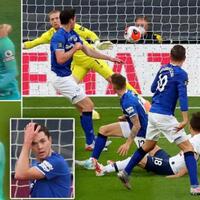 son-heung-min-cek-cok-dengan-hugo-lloris