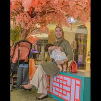 deretan-outfit-yang-fashionable-untuk-ibu-menyusui-tentukan-pilihanmu-sista