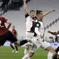 sempat-tertinggal-ac-milan-sukses-bantai-juventus