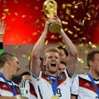 selain-schurrle-5-pesepakbola-ini-putuskan-pensiun-dini