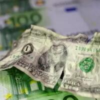 bye-greenback--buang-dolar--bakal-jadi-tren-ke-depan