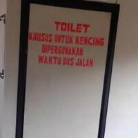 jangan-bab-di-bus-toilet-ya-gan-berbahaya