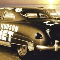 hudson-hornet-mobil-legendaris-yang-jadi-inspirasi-sosok-doc-hudson-dalam-film-cars