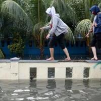 anies-setop-pengadaan-sirine-peringatan-banjir