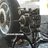 ada-ada-saja-mesin-yamaha-nmax-pecah-cuma-gara-gara-pisang