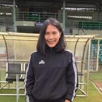 deliana-fatmawati-wasit-wanita-pertama-indonesia-yang-berlisensi-fifa