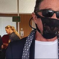 heboh-john-mcafee-ditangkap-polisi-karena-pakai-masker-g-string