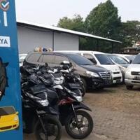 ini-mobil-bekas-paling-laris-di-balai-lelang