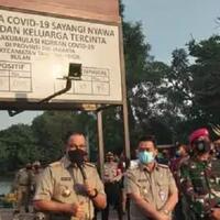 anies-resmikan-tugu-peti-mati-di-sunter-sebagai-pengingat-protokol-kesehatan