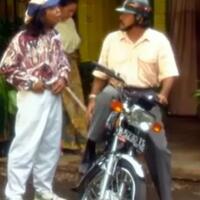 honda-win-100-motor--pak-lurah--yang-dipakai-dalam-sinetron-si-doel-anak-sekolahan