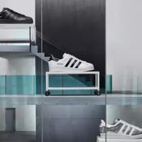 adidas-lengkapi-prada-superstar-sneakers-minimalis-hasil-kolaborasinya-dengan-prada