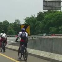 sepeda-lawan-arah-di-tol-jasa-marga-jalan-tol-bahaya-buat-roda-dua