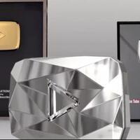 macam-macam-youtube-play-button-nomor-5-paling-langka