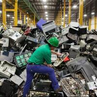 melirik-urban-mining-di-indonesia-sampah-elektronik--e--waste-bisa-jadi-duit