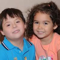 down-syndrome-dan-autisme-pada-anak-adalah-hal-yang-sama-apa-iya