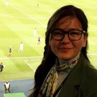 pernah-membayangkan-ratu-tisha-jadi-sekretaris-atau-penyewa-lapangan-sepak-bola