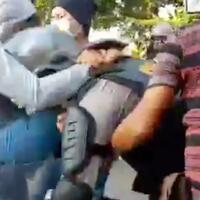 viral-video-perwira-polisi-nyamar-jadi-mahasiswa-dikeroyok-sesama-rekan-sendiri