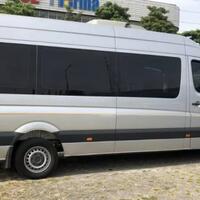 mercedes-benz-sprinter-angkutan-premium-damri-yang-mewah-dan-berekelas