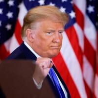 trump-klaim-menang-netizen-hanya-kurang-sujud-syukur
