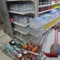 kronologi-ormas-borong-produk-prancis-lalu-dibakar-di-jakpus