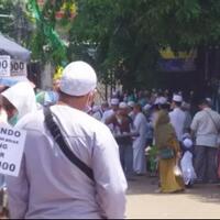 habib-rizieq-hadiri-acara-maulid-di-pondok-ranggon-jaktim-jemaah-berkerumun