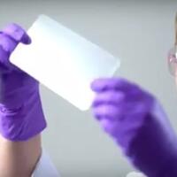 corning-gorilla-glass-bikin-pelapis-ponsel-yang-bisa-bunuh-virus-corona