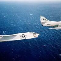 a-4-skyhawk-pesawat-tempur-milik-tni-au-yang-dibeli-secara-rahasia-dari-israel