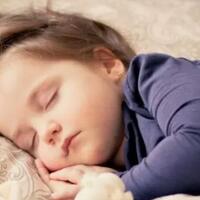 sibuk-bekerja-jadikan-momen-sebelum-anakmu-tidur-sebagai-quality-time-bersama-anak