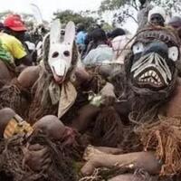 macam-macam-tradisi-aneh-di-afrika