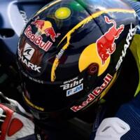 salah-satu-helm-pembalap-motogp-dilelang-buset-harganya-gila
