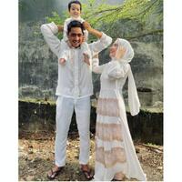 the-power-of-sandal-jepit