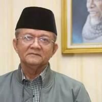 singgung-fatwa-mui-soroti-nakes-pria-mandikan-jenazah-covid-wanita