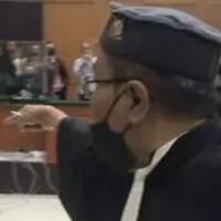 sidang-ricuh-kuasa-hukum-rizieq-shihab-tunjuk-dan-teriaki-jaksa-hingga-hakim