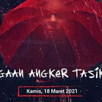 gadis-nakal-berpayung-merah-di-pertigaan-tasikmadu