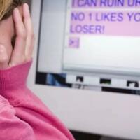 cyberbullying-makin-bertebaran-nih-kenapa-seseorang-bisa-melakukan-itu