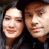 suami-duma-riris-ini-pernah-jadi-tukang-semir-sepatu-sebelum-akhirnya-jadi-penyanyi-terkenal