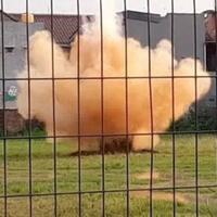 temuan-3-bom-di-penggerebekan-rumah-laskar-fpi-di-condet-diledakkan-di-lapangan-bola