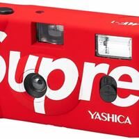 anak-hypebeast-dan-pecinta-kamera-analog-wajib-punya-kamera-analog-dari-supreme