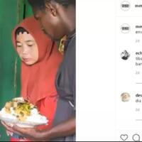 ambil-nasi-di-warung-sampai-menggunung-pria-ini-bikin-penjual-emosi