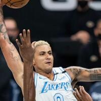 hornets-vs-lakers-berakhir-93-101-untuk-kemenangan-la-lakers