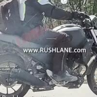 yamaha-xsr250-kepergok-sedang-di-tes-di-jalan-raya-termasuk-motor-favoritmu