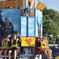 memacu-adrenalin-kecelakaan-superman-drop-tower